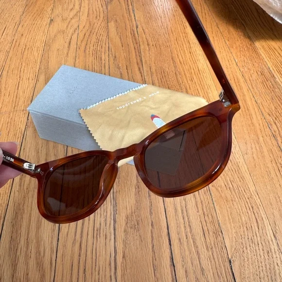 Kolo x Topdrawer Orange/Brown Sunglasses - Picture 4 of 7